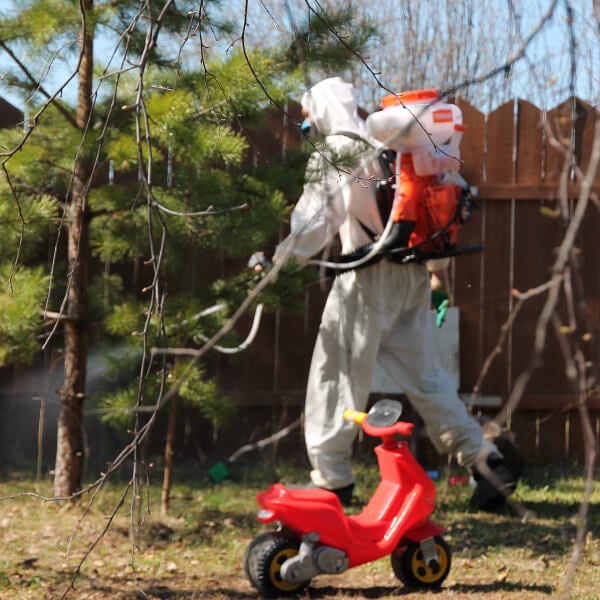 Обработка участка от клещей в Нальчике?